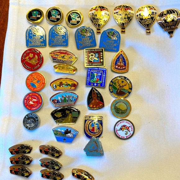1989 Boy Scout National Jamboree pins. 37 in total with duplicates. All backs. - Picture 1 of 9